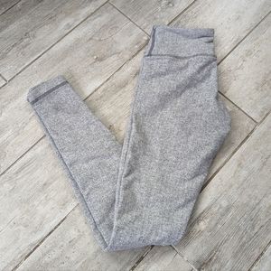 Lululemon Wunder Under Tights 28" in grey herringbone, size 4